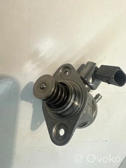 Volkswagen Tiguan Fuel injection high pressure pump 04E127025D