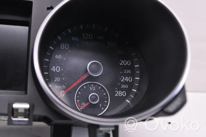 Volkswagen Golf VI Geschwindigkeitsmesser Cockpit 5K6920971C