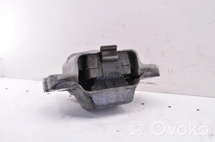 Volkswagen Touran II Engine mount bracket 1K0199555