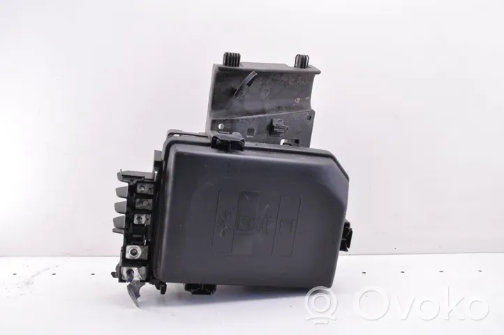 Opel Astra K Fuse box set 39158957