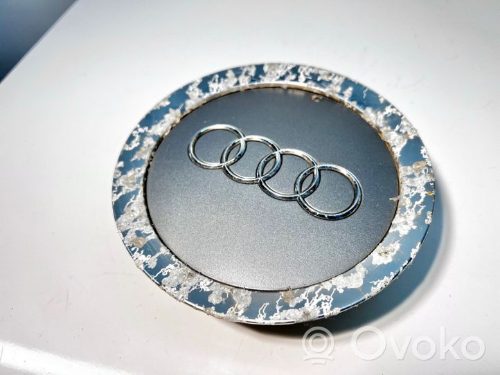 Audi A8 S8 D2 4D Borchia ruota originale 4E0601165A