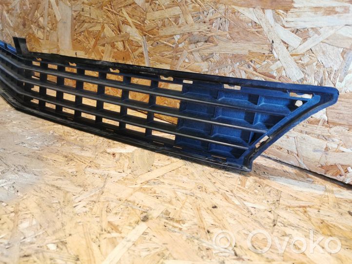 Mercedes-Benz B W245 Grille inférieure de pare-chocs avant A1698850123