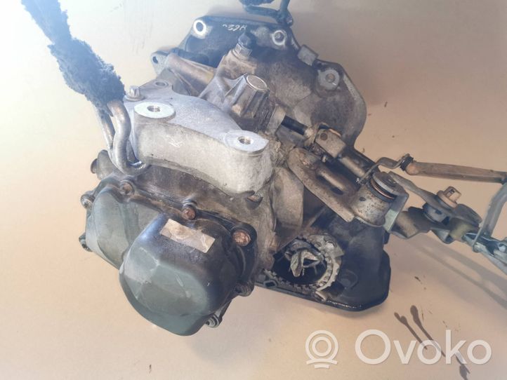 Opel Corsa D Manuaalinen 5-portainen vaihdelaatikko 430669879