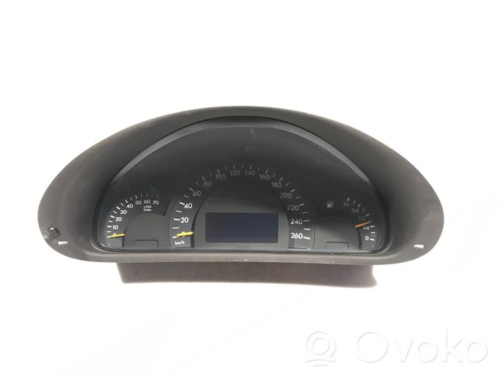 Mercedes-Benz C W203 Compteur de vitesse tableau de bord A2035407611