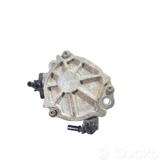 Ford Focus Alipainepumppu 9804021880