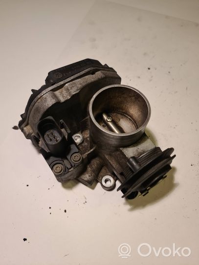 Volkswagen Polo III 6N 6N2 6NF Throttle valve 036133064D