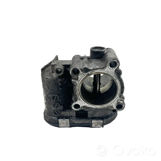 Opel Vivaro Throttle valve 8200330810