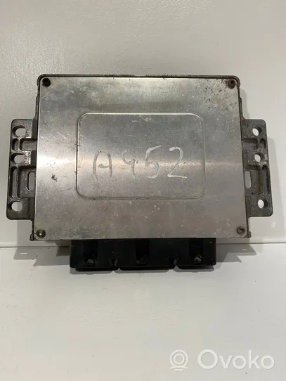 Opel Vivaro Sterownik / Moduł ECU 8200230514