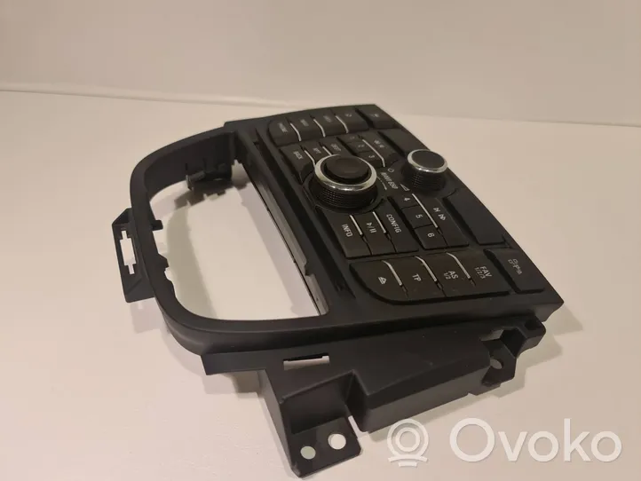 Opel Astra J Console centrale, commande de multimédia l'unité principale 13406665