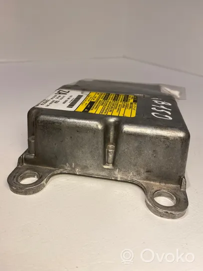 Toyota Auris E180 Gaisa spilvenu vadības bloks 8917002B90