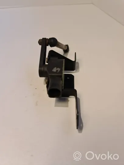 Audi TT TTS Mk2 Augstuma sensors (priekšējo lukturu) 1K0941273E