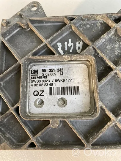 Opel Vectra C Dzinēja vadības bloks 55351342