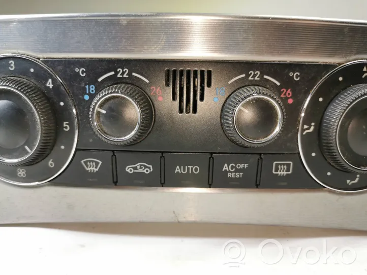 Mercedes-Benz C W203 Unité de contrôle climatique A2038303185