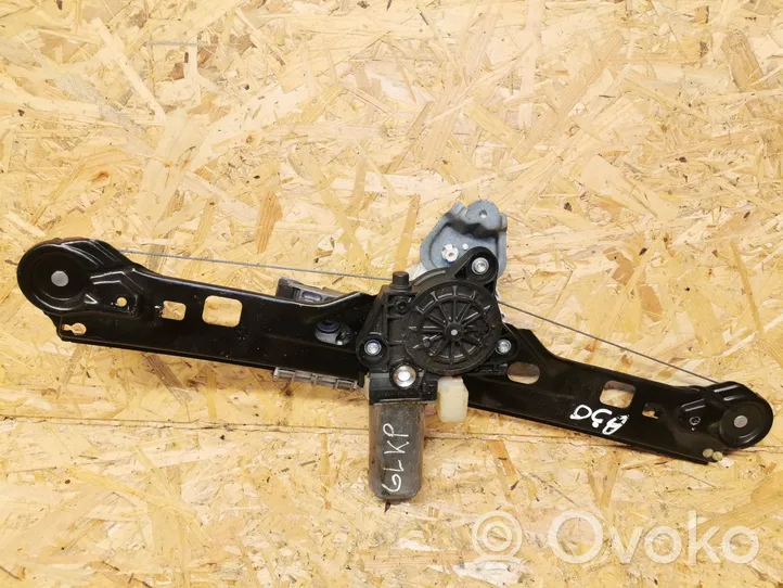 Mercedes-Benz C W203 Rear door window regulator motor A2038202942