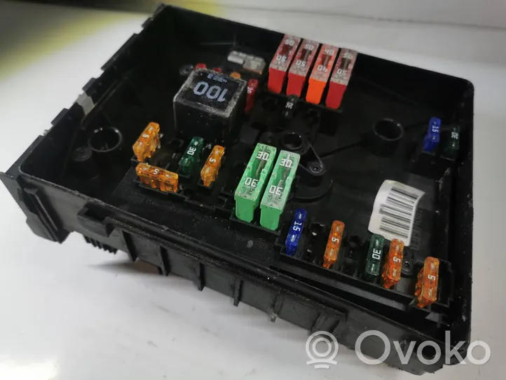 Audi A3 S3 8P Module de fusibles 1K0937125A