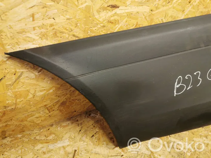 Mercedes-Benz Vito Viano W639 Rivestimento del pannello parte angolare del paraurti posteriore A6398801671