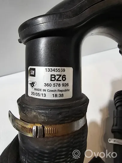 Opel Zafira C Tube d'admission de tuyau de refroidisseur intermédiaire 13345559
