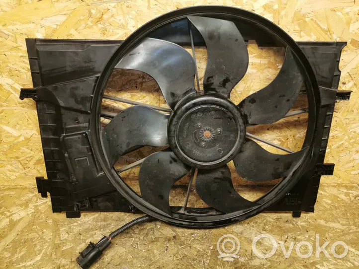 Mercedes-Benz CLC CL203 Ventilatore di raffreddamento elettrico del radiatore A2035001793