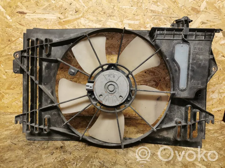 Toyota Corolla Verso E121 Elektrisks radiatoru ventilators 1636323020