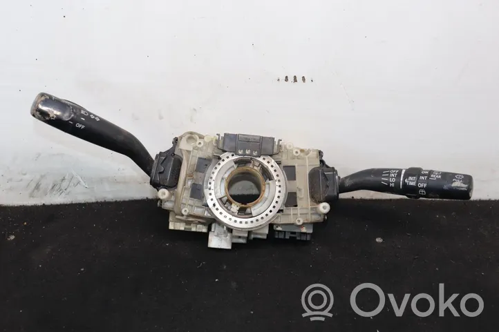 Toyota Land Cruiser (J120) Leva indicatori 8924533020