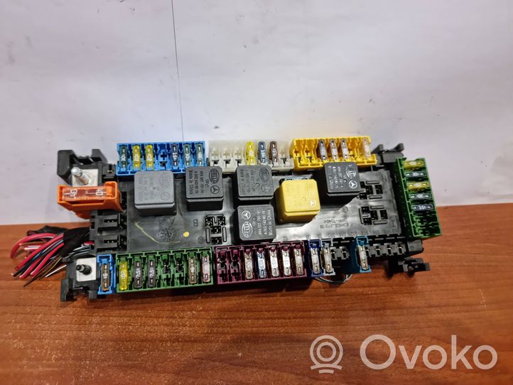 Mercedes-Benz GL X166 Fuse module A1669063901