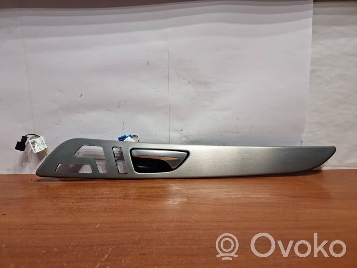 Mercedes-Benz GL X166 Barra di rivestimento della portiera anteriore A1667600561