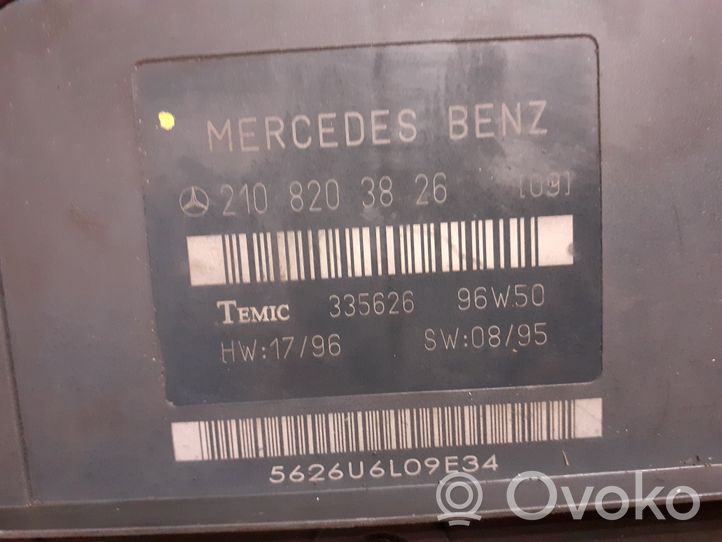 Mercedes-Benz E W210 Korin keskiosan ohjainlaite 2108203826