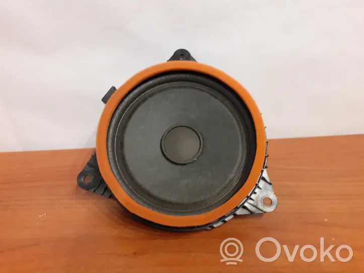 Toyota RAV 4 (XA40) Kit sistema audio 3289