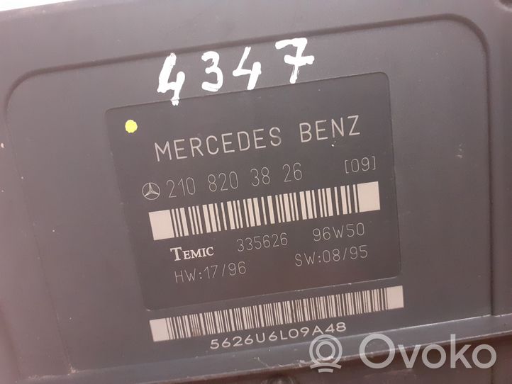 Mercedes-Benz E W210 Module de contrôle carrosserie centrale 2108203826