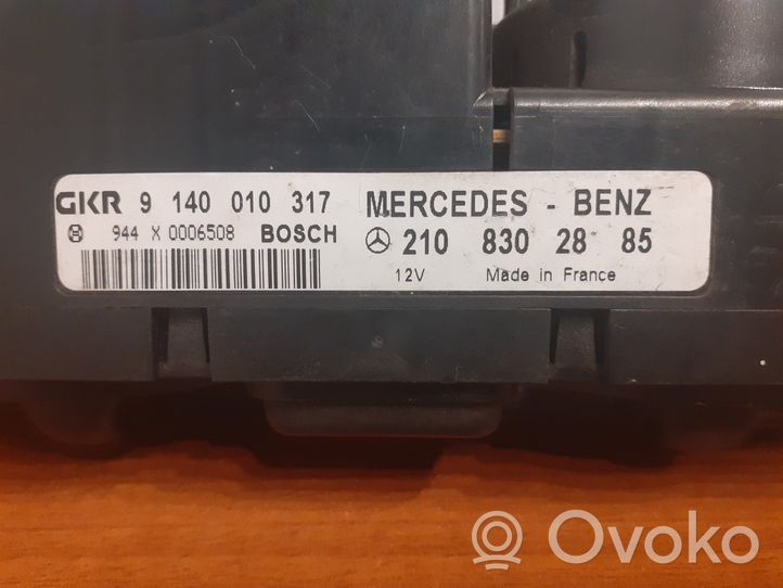 Mercedes-Benz E W210 Interrupteur ventilateur 5278