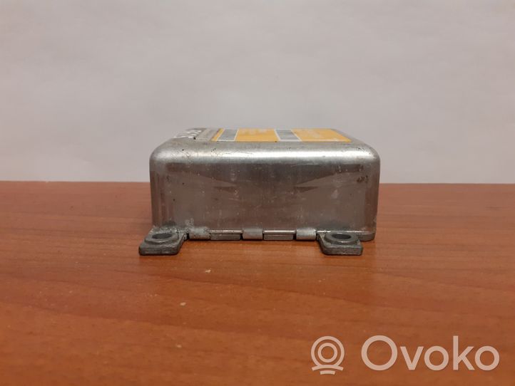 Mercedes-Benz E W210 Centralina/modulo airbag 0008209726