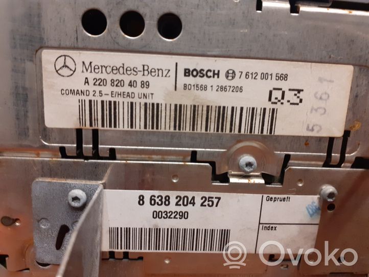 Mercedes-Benz S W220 Unidad delantera de radio/CD/DVD/GPS 8638204781