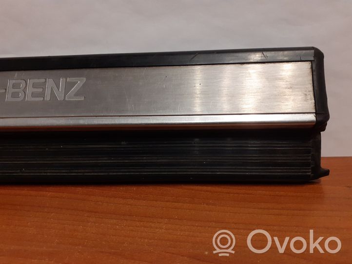 Mercedes-Benz S W140 Rivestimento posteriore minigonna laterale 7708