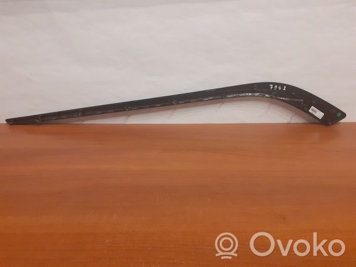 BMW 4 F32 F33 Barra di rivestimento della portiera anteriore 258918