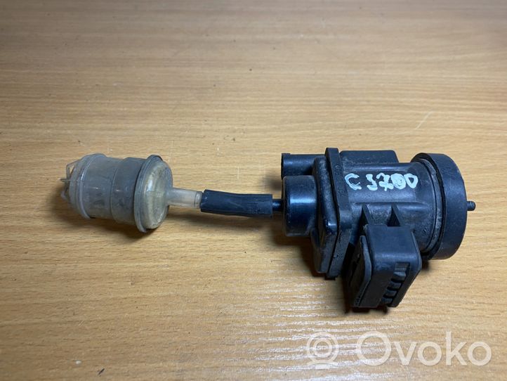 Mercedes-Benz C W203 Valve de freinage A0005450427