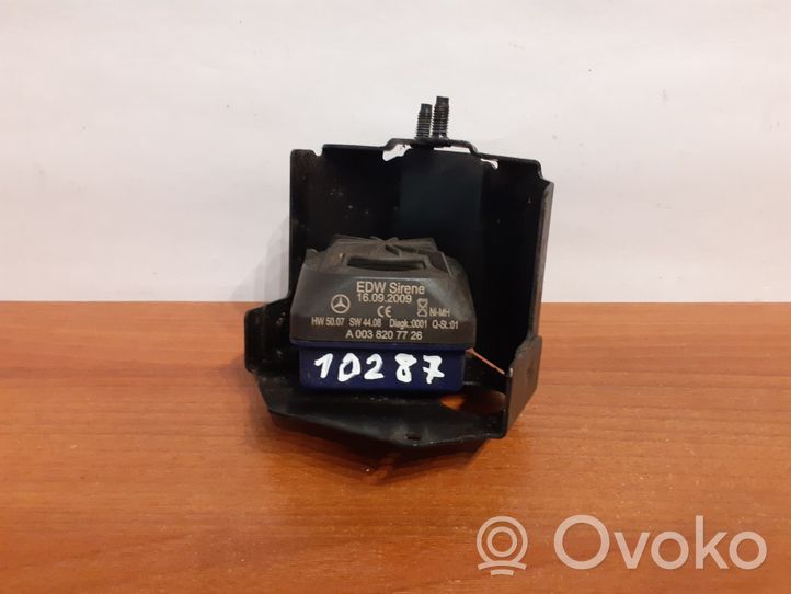 Mercedes-Benz E W212 Alarm system siren A0038207726