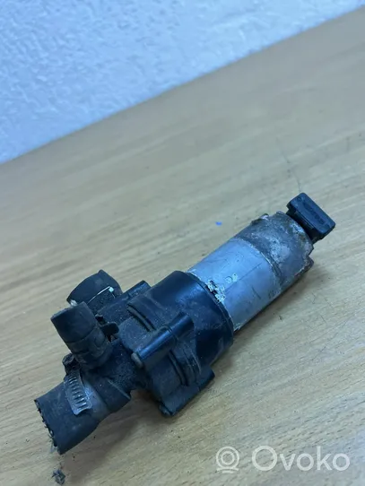 Mercedes-Benz E W210 Pompe à eau de liquide de refroidissement 0115450128