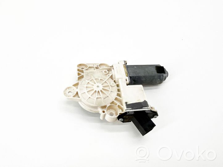 Opel Vectra C Front door window regulator motor 