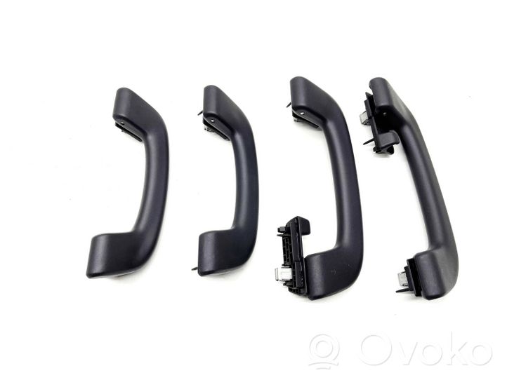 BMW X3 G01 Un set di maniglie per il soffitto 