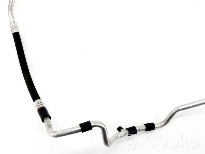 Volkswagen PASSAT B6 Air conditioning (A/C) pipe/hose 3C0820743