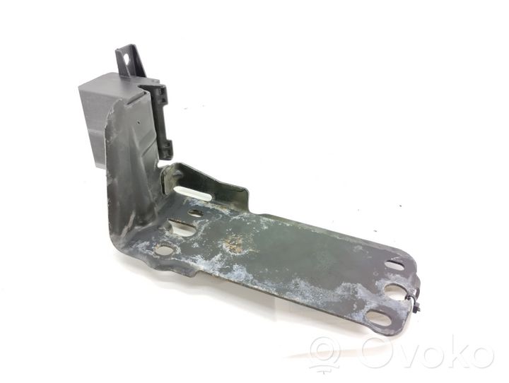 BMW 3 E92 E93 Staffa del pannello di supporto del radiatore 7117811