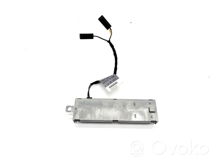 Audi A5 8T 8F Amplificateur d'antenne 8F0035225