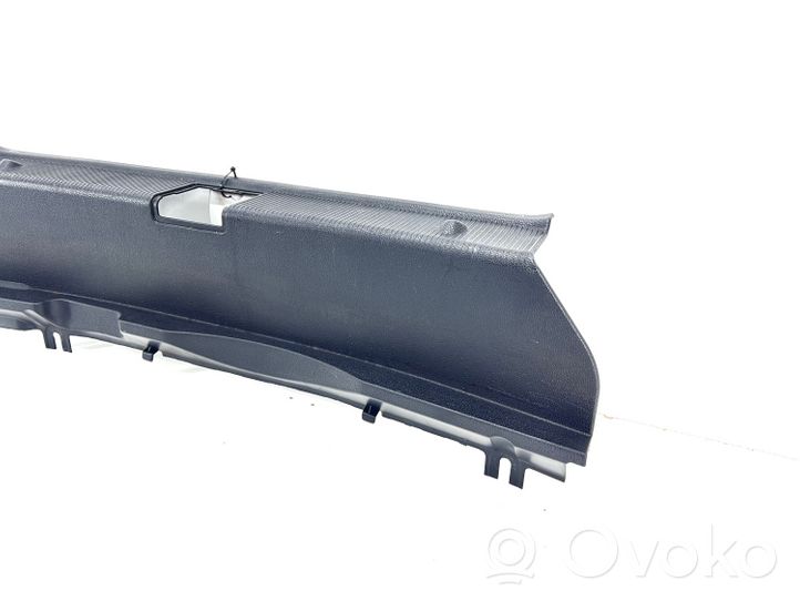 Mercedes-Benz C W204 Rivestimento di protezione sottoporta del bagagliaio/baule A2046900825