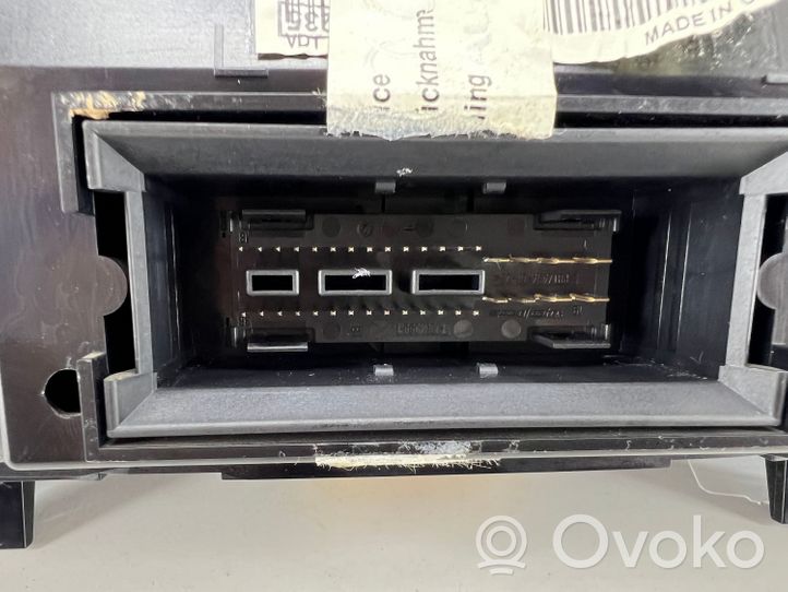 Volkswagen PASSAT B6 Tachimetro (quadro strumenti) 3C0920871