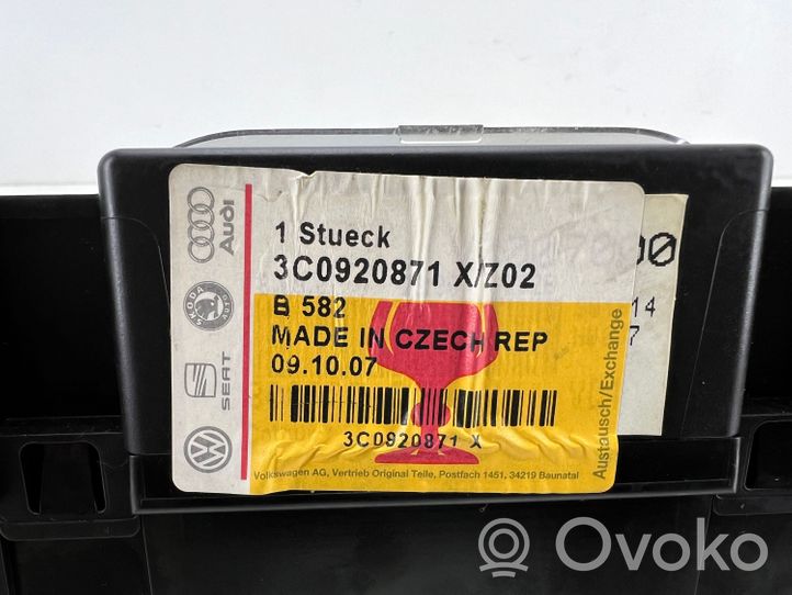 Volkswagen PASSAT B6 Tachimetro (quadro strumenti) 3C0920871