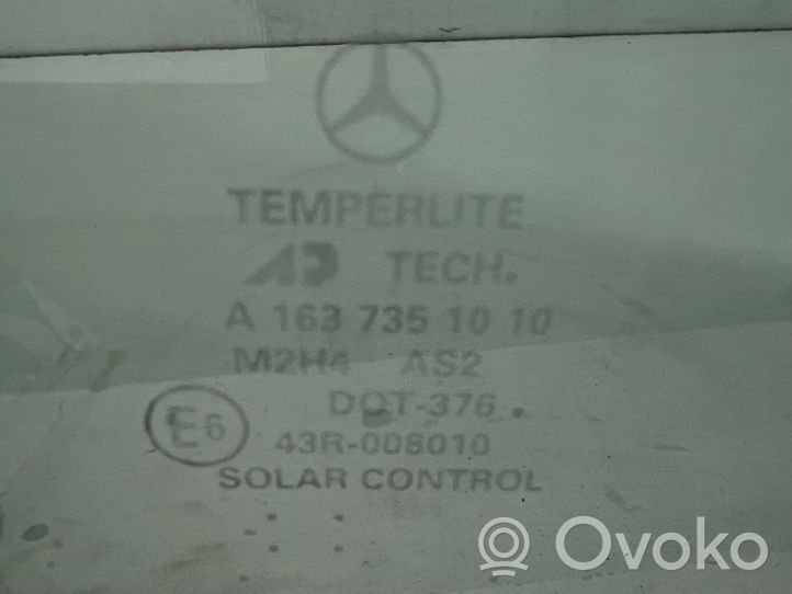 Mercedes-Benz ML W163 Vetro del finestrino della portiera posteriore A1637351010