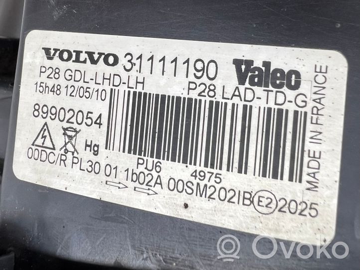 Volvo XC90 Lampa przednia 89902054