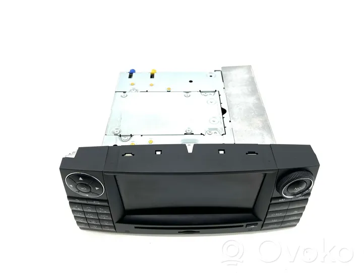 Mercedes-Benz CLS C219 Radio / CD-Player / DVD-Player / Navigation A2198700194