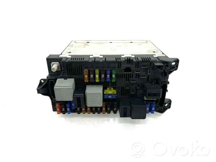 Mercedes-Benz CLS C219 Module de fusibles 2115459001