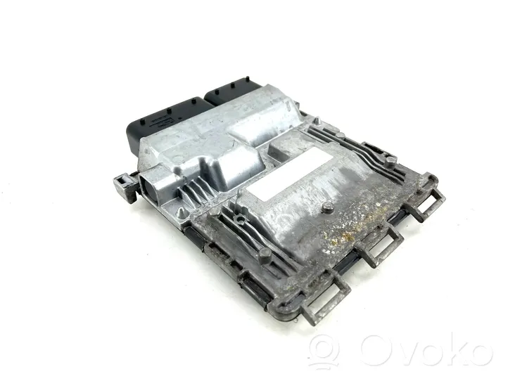 Mercedes-Benz C W204 Sterownik / Moduł ECU A2711500391